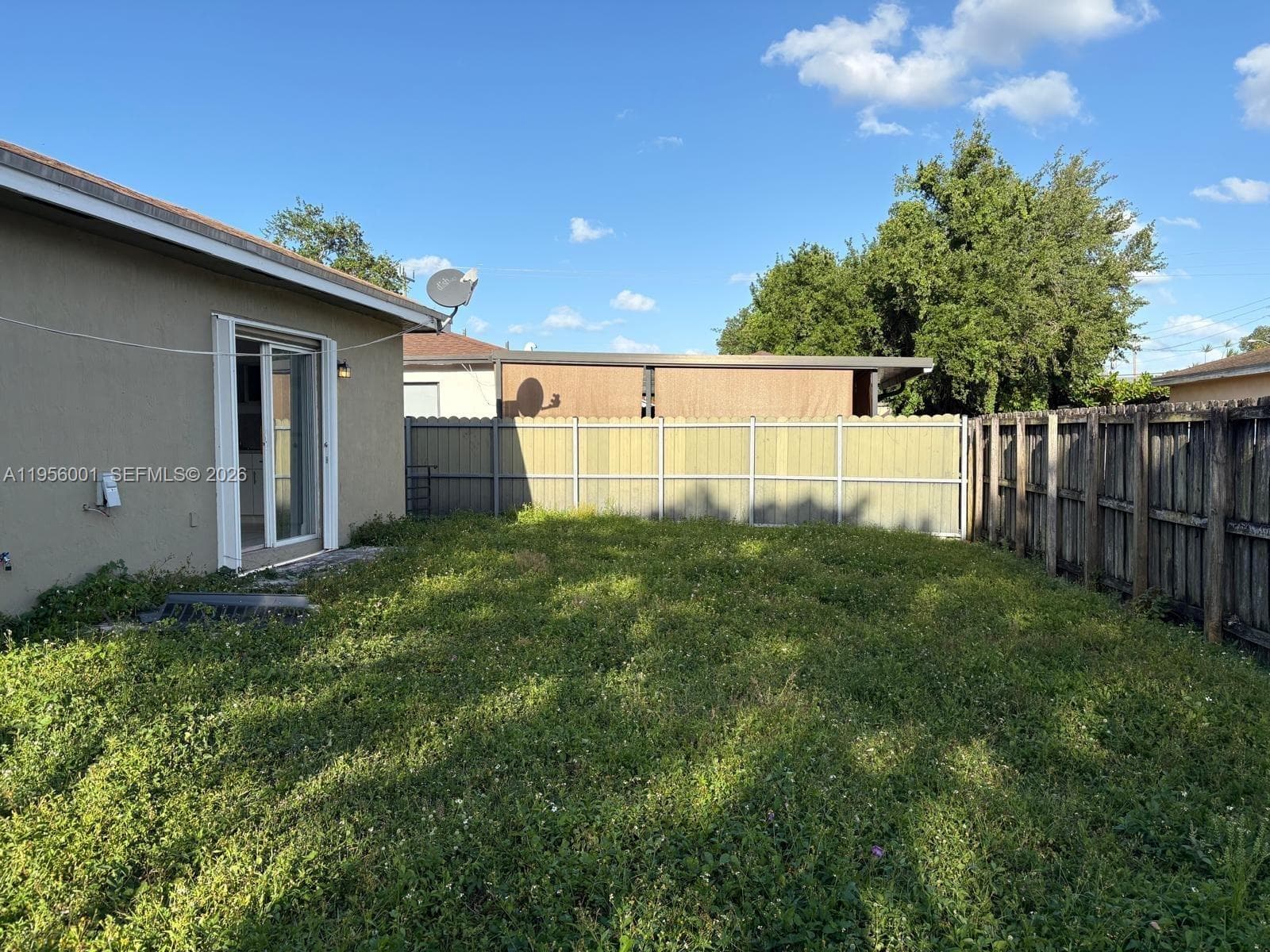 2916 NW 51st St, Miami FL 33142 — 18