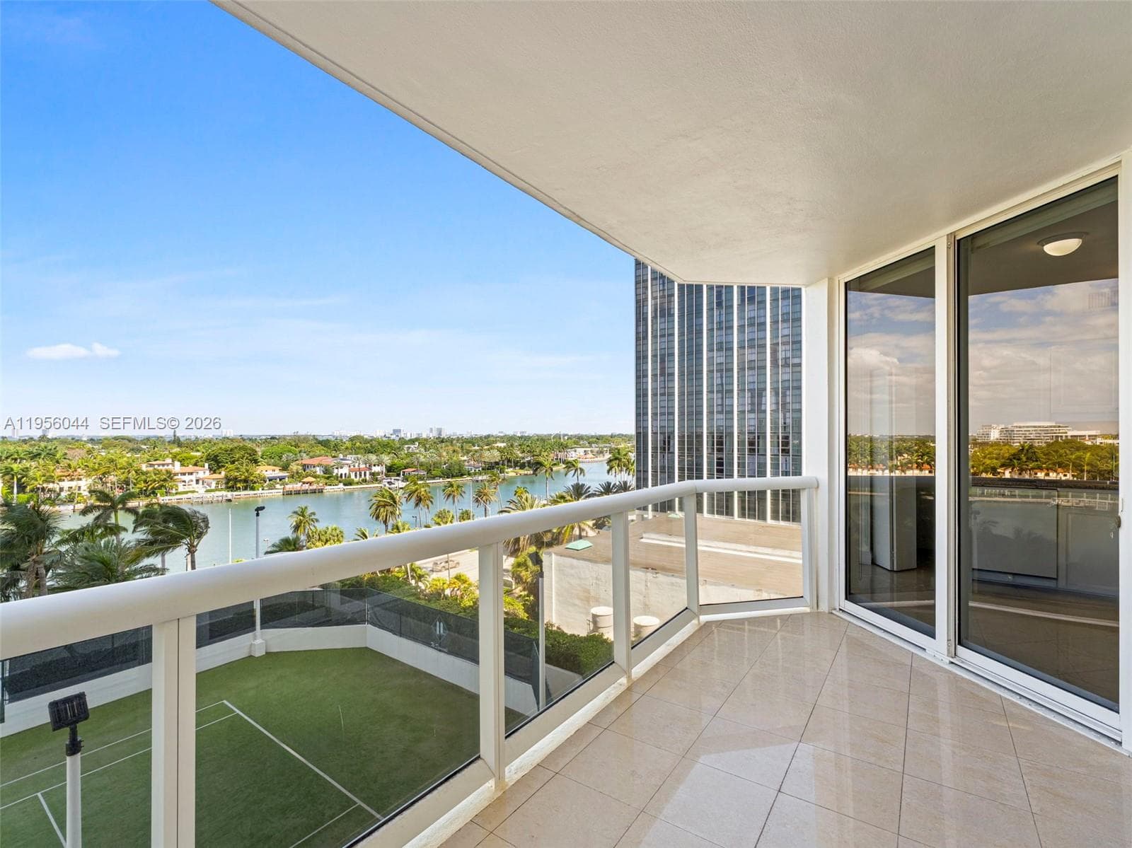 Blue Diamond Condo, Miami Beach, FL — 24
