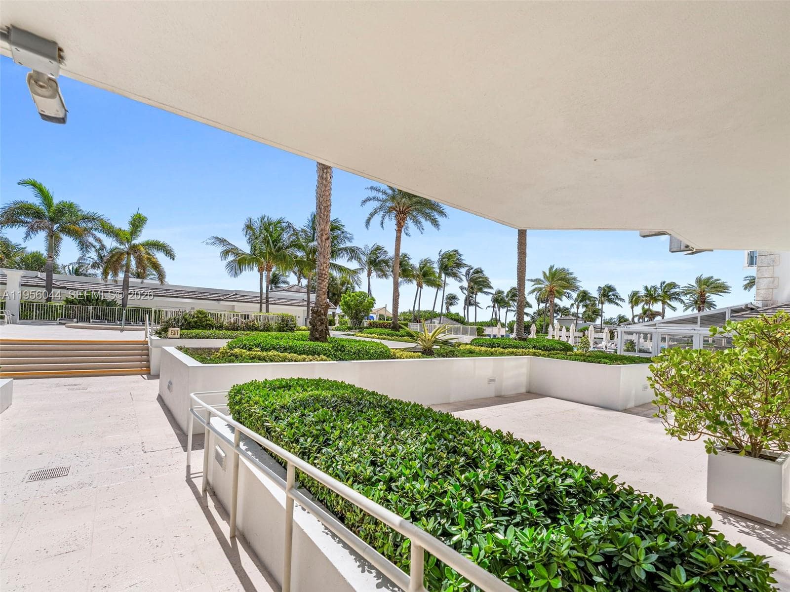Blue Diamond Condo, Miami Beach, FL — 38