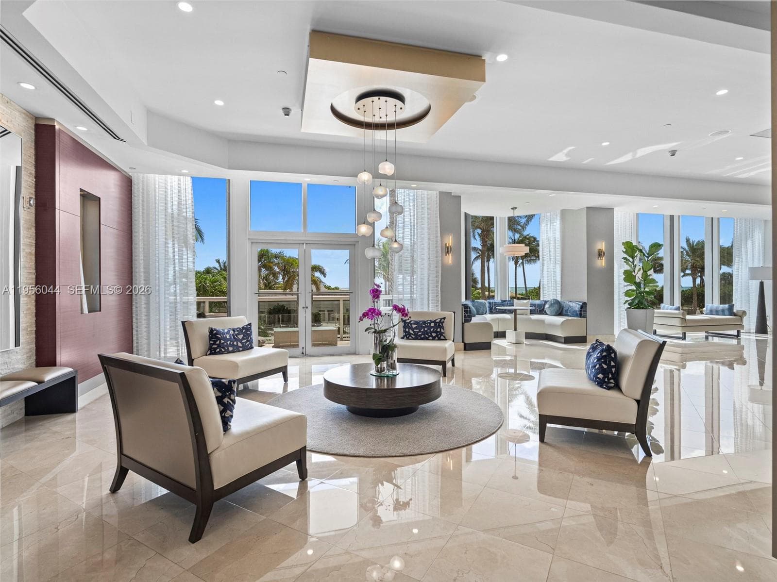 Blue Diamond Condo, Miami Beach, FL — 33