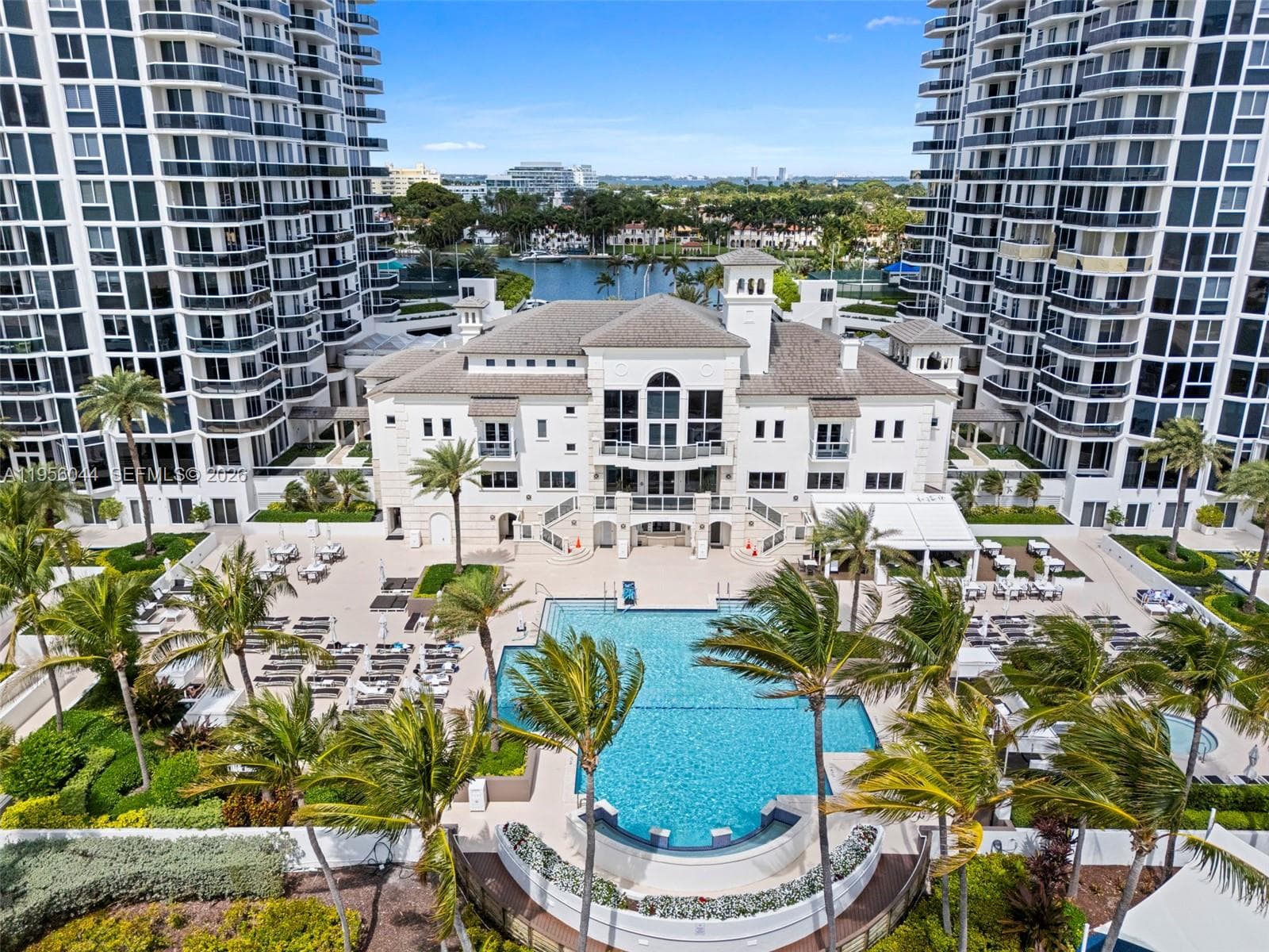 Blue Diamond Condo, Miami Beach, FL — 45