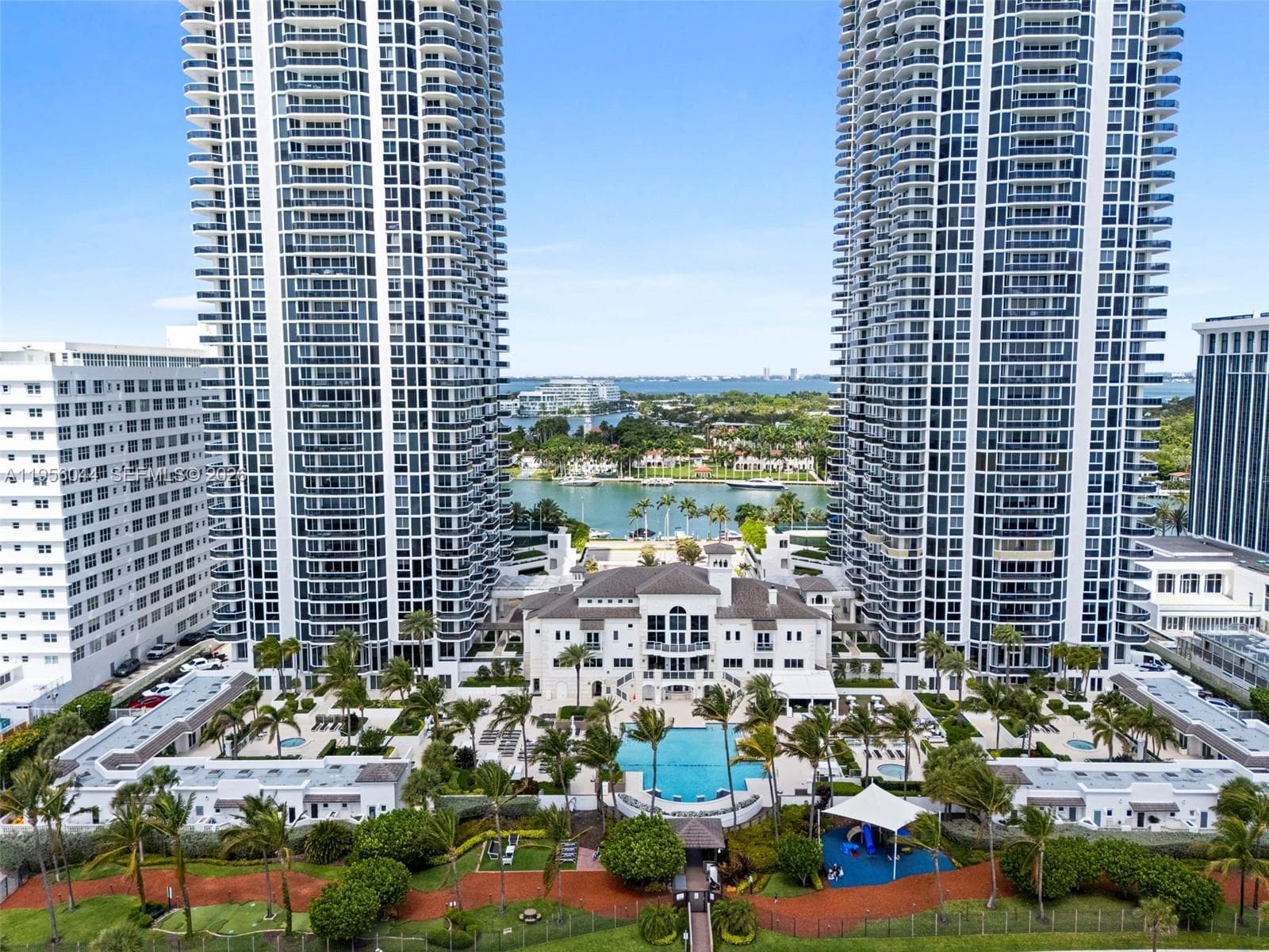 Blue Diamond Condo, Miami Beach, FL — 48