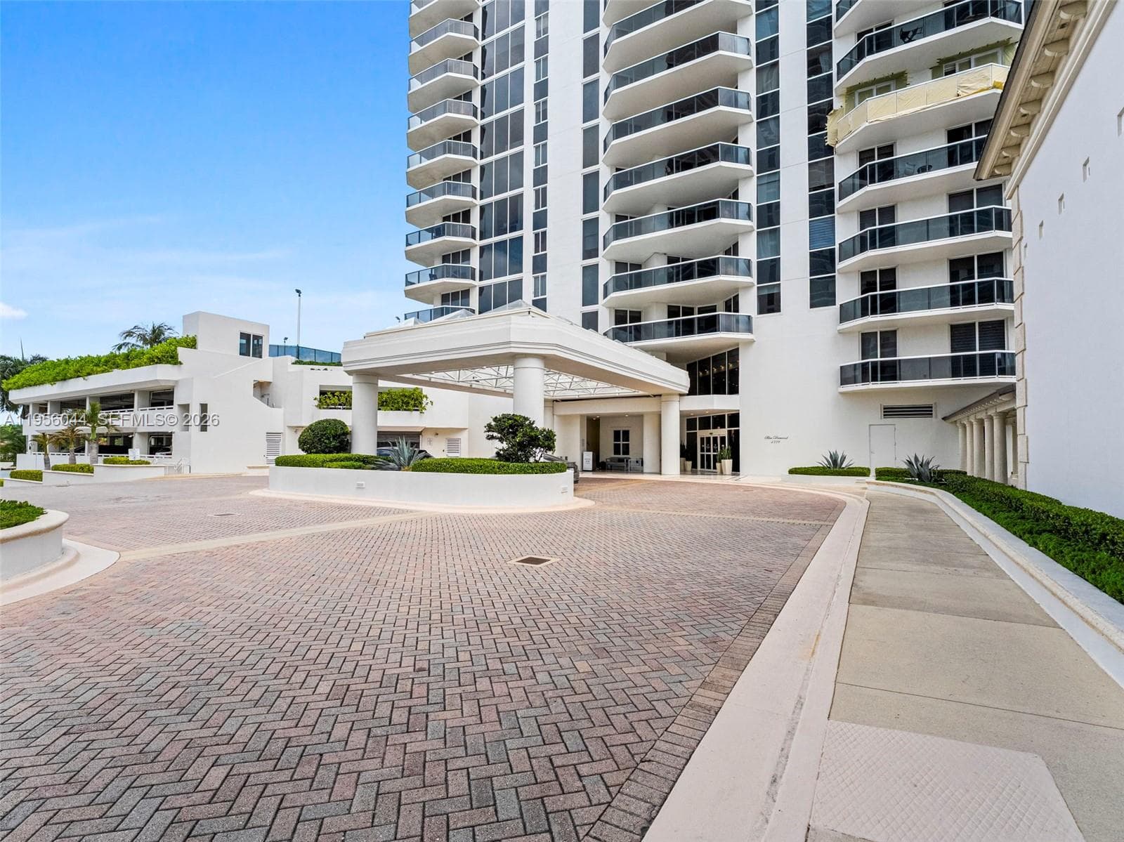 Blue Diamond Condo, Miami Beach, FL — 29