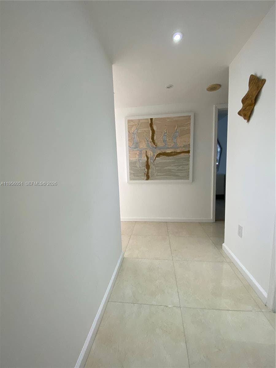 Key Biscayne Commodore Cl, Key Biscayne, FL — 21