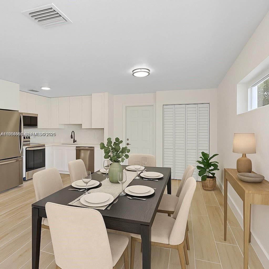 990 NE 159th St, North Miami Beach FL 33162 — 6