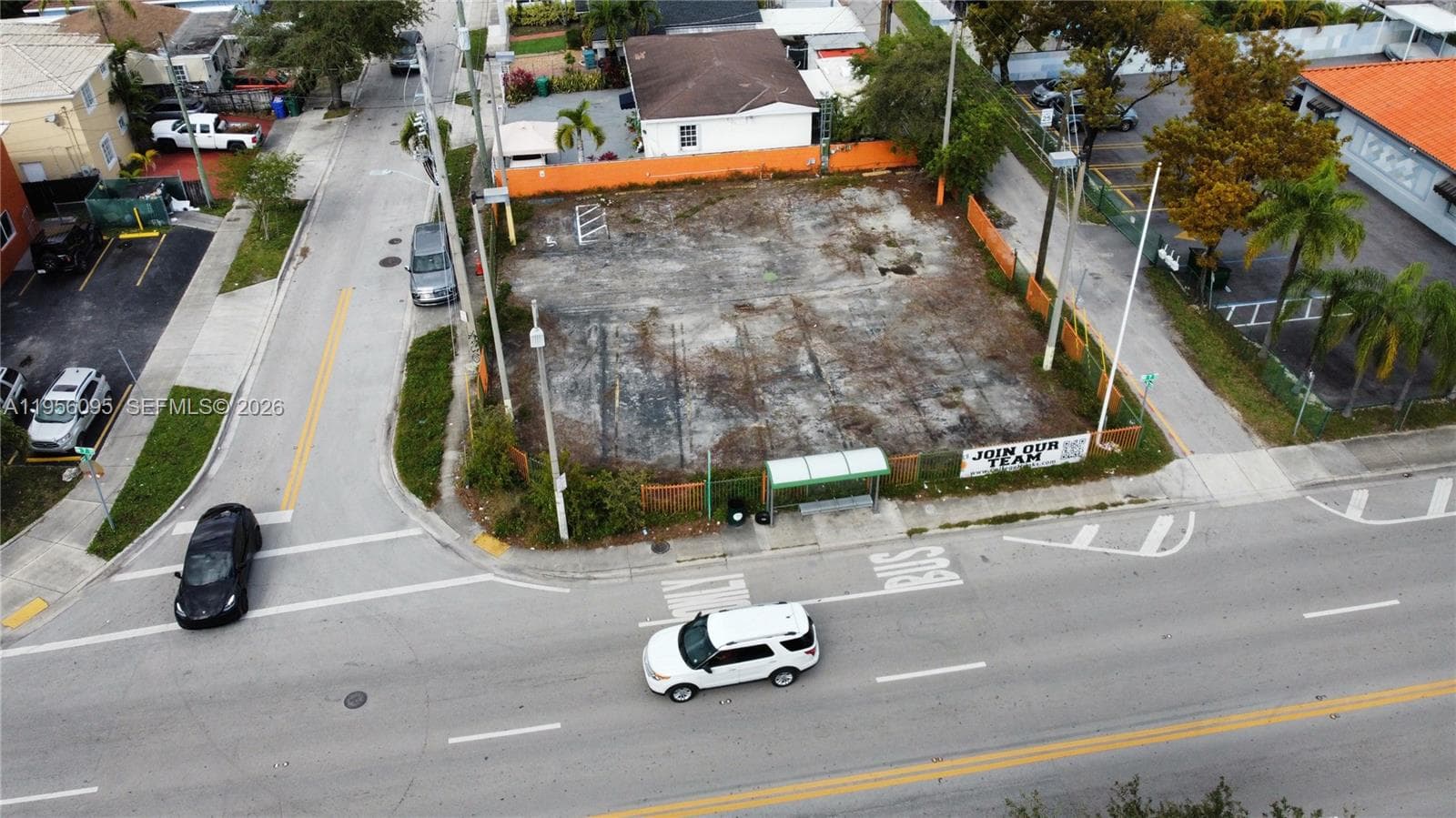 705 NW 18th Pl, Miami FL 33125 — 1