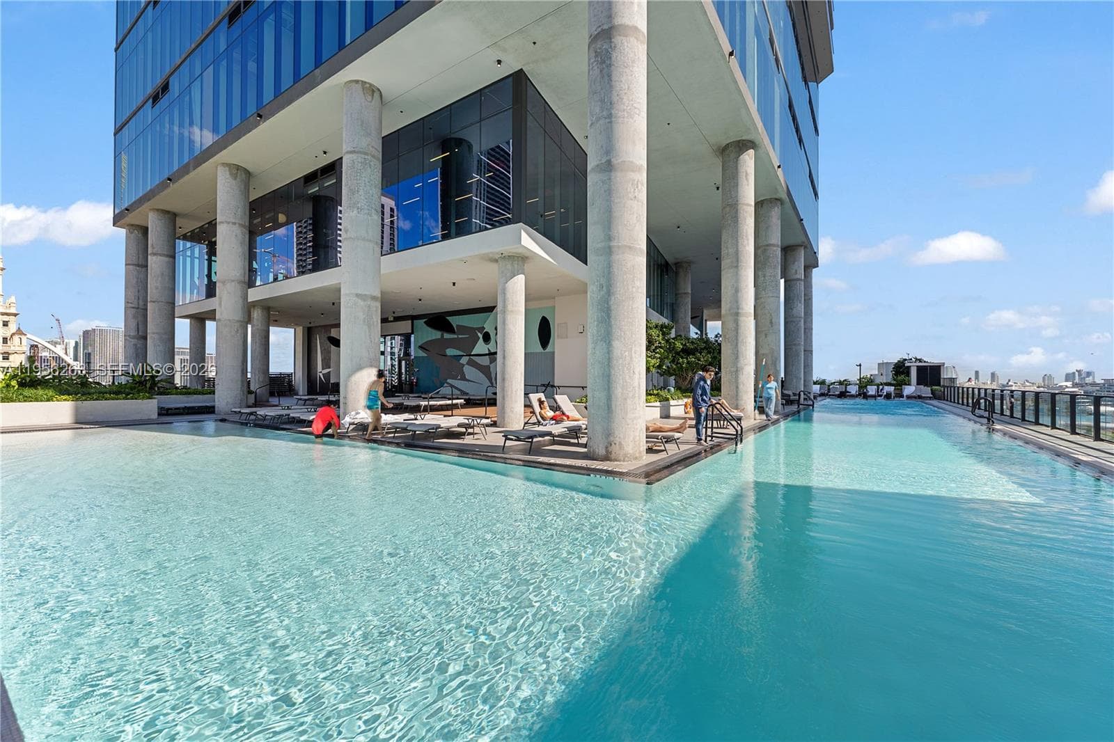 398 NE 5th St # 1408, Miami FL 33132 — 45