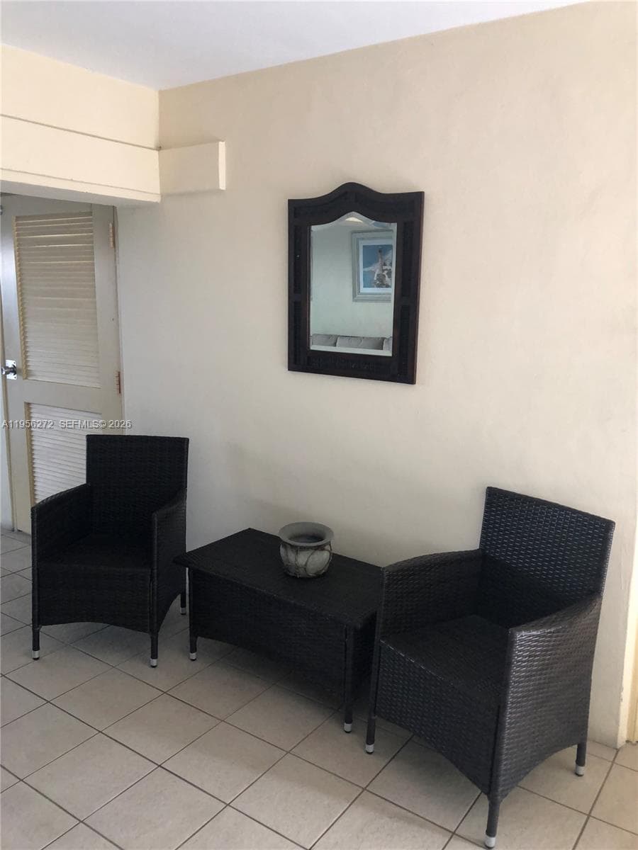 255 Sunrise Dr # 305, Key Biscayne FL 33149 — 10