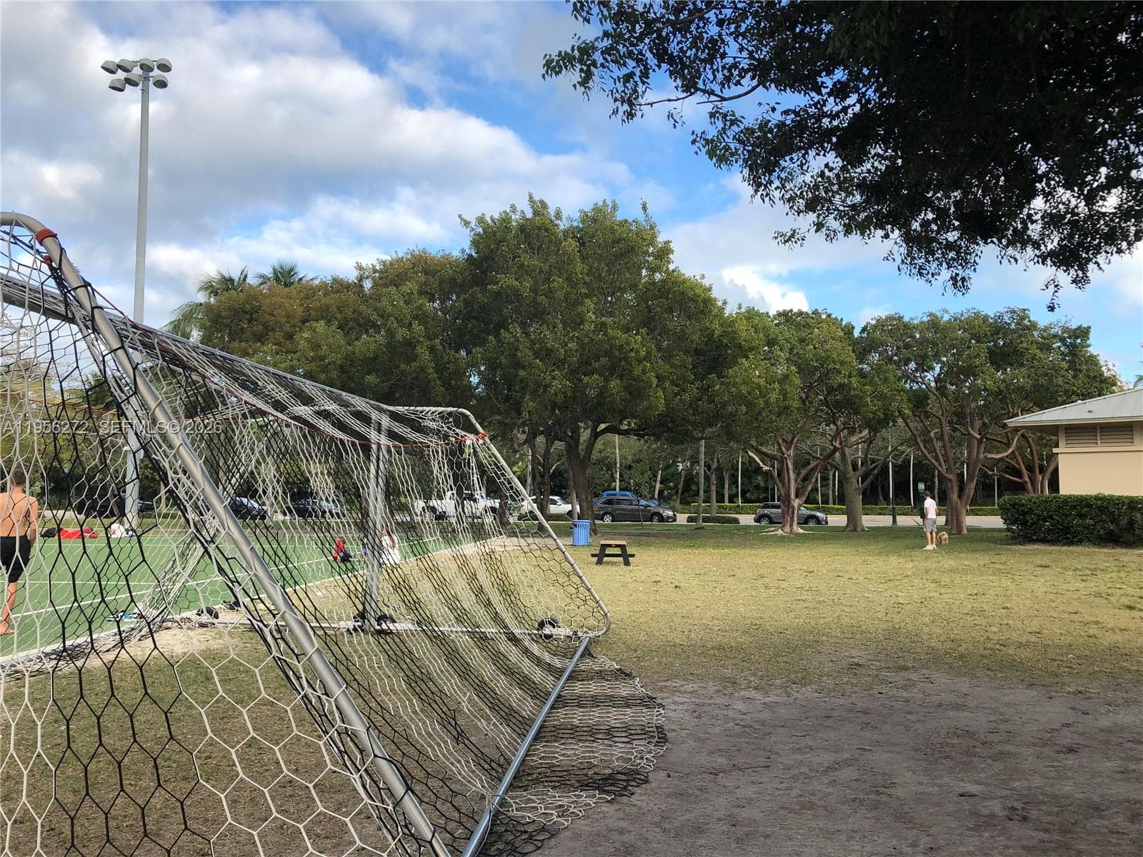 255 Sunrise Dr # 305, Key Biscayne FL 33149 — 33