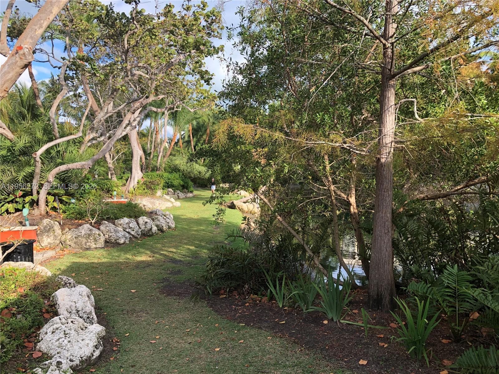 255 Sunrise Dr # 305, Key Biscayne FL 33149 — 41