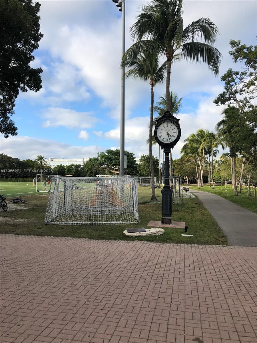 255 Sunrise Dr # 305, Key Biscayne FL 33149 — 35