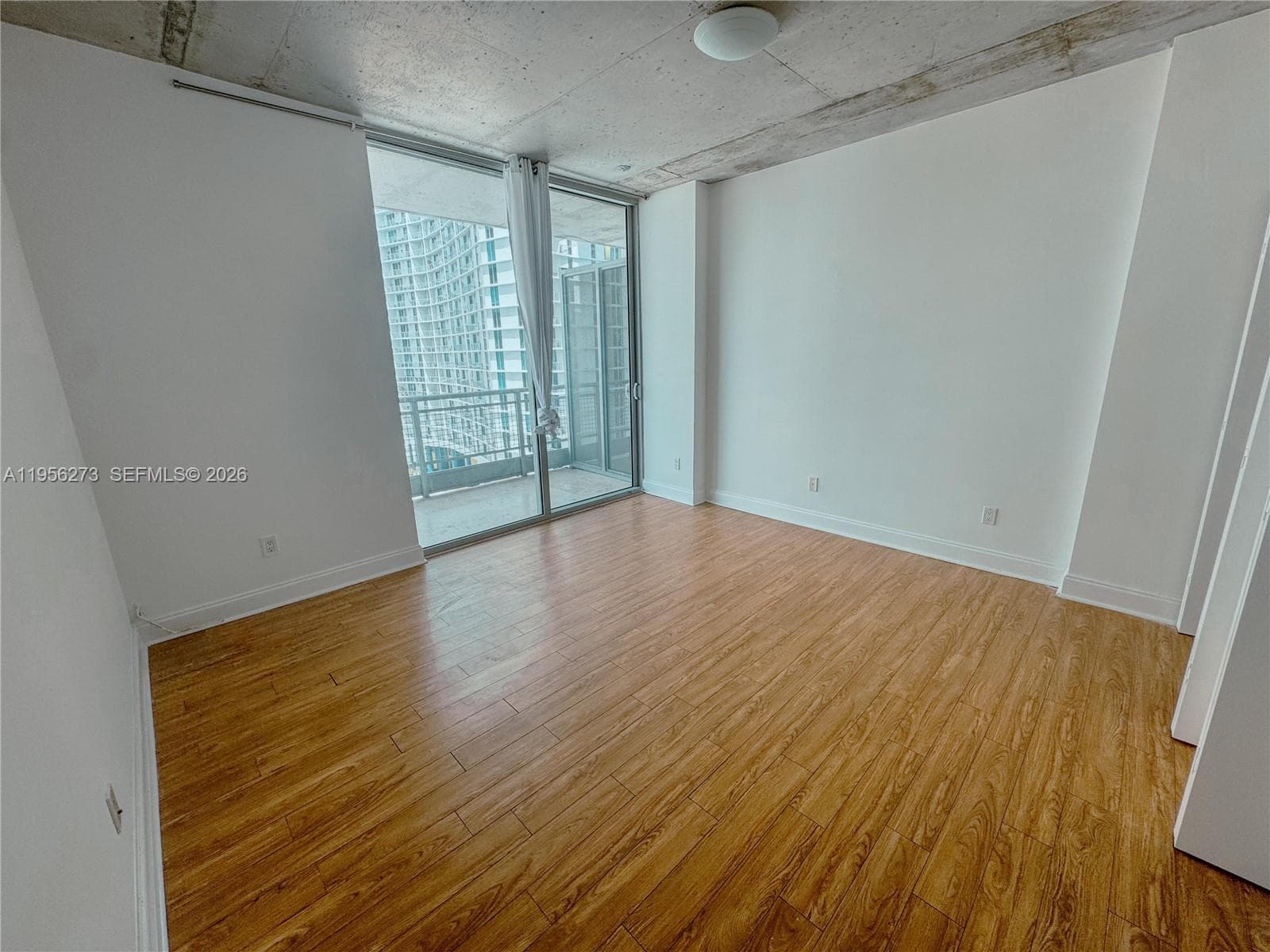 690 SW 1st Ct # 2122, Miami FL 33130 — 13