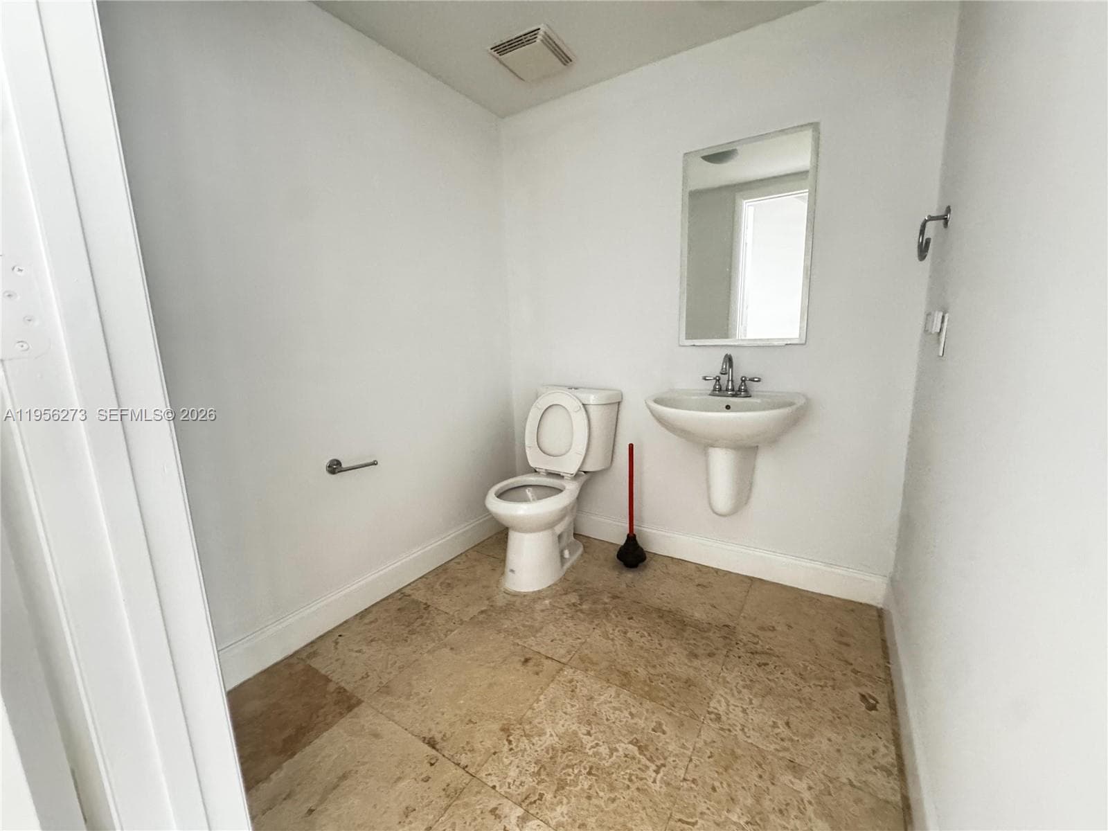 690 SW 1st Ct # 2122, Miami FL 33130 — 21