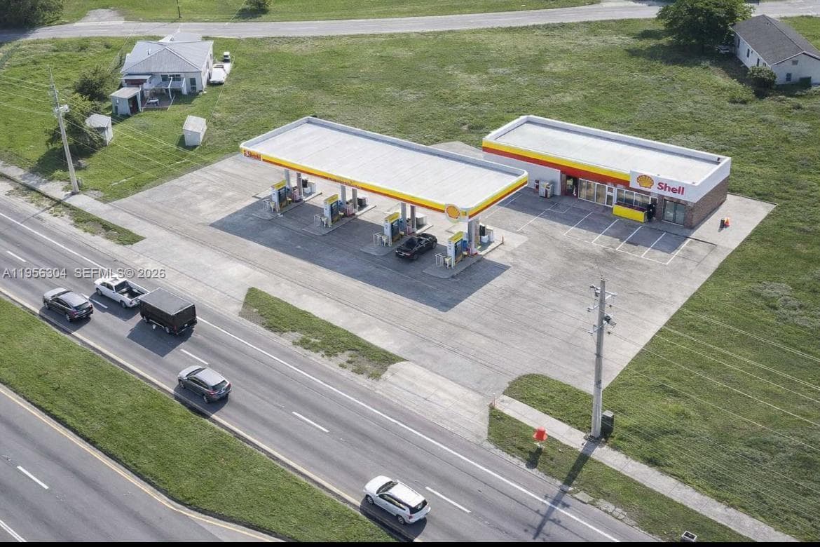 21855 S Dixie Hwy, Miami FL 33170 — 7