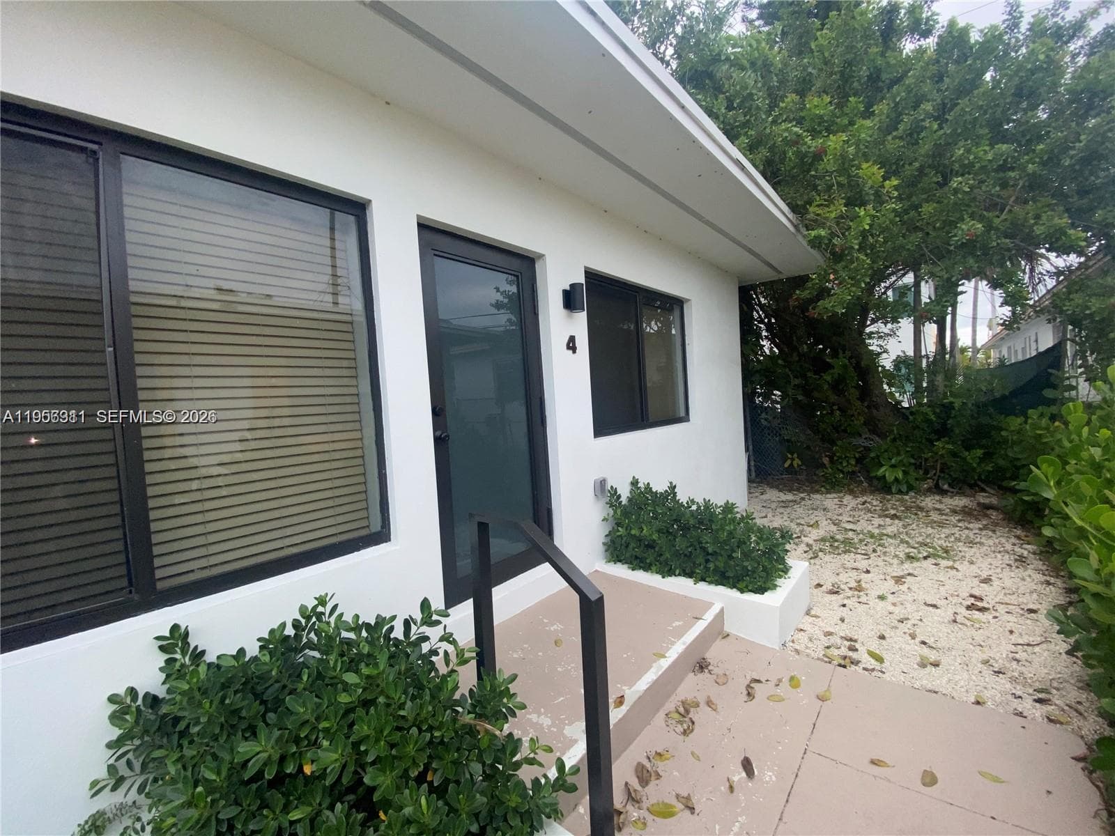 1765 Normandy Dr, Miami Beach FL 33141 — 2