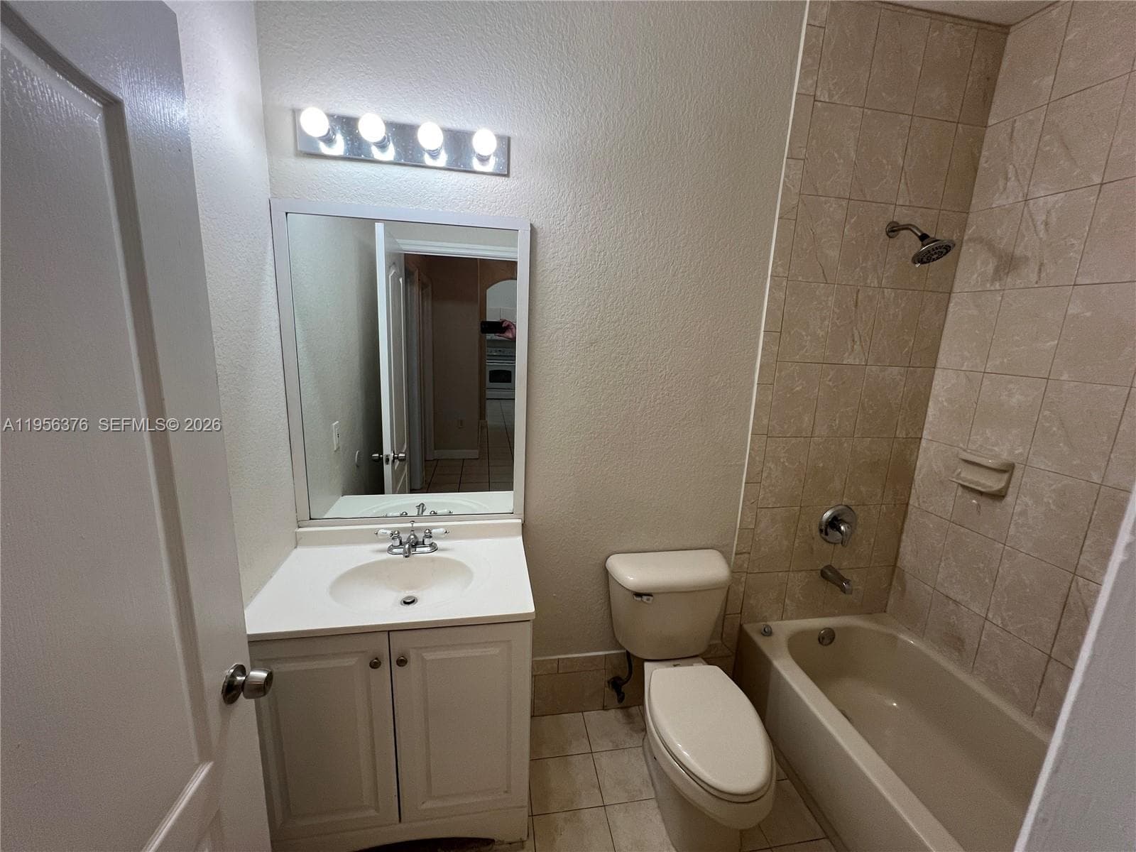 2903 SE 17th Ave # 201, Homestead FL 33035 — 23