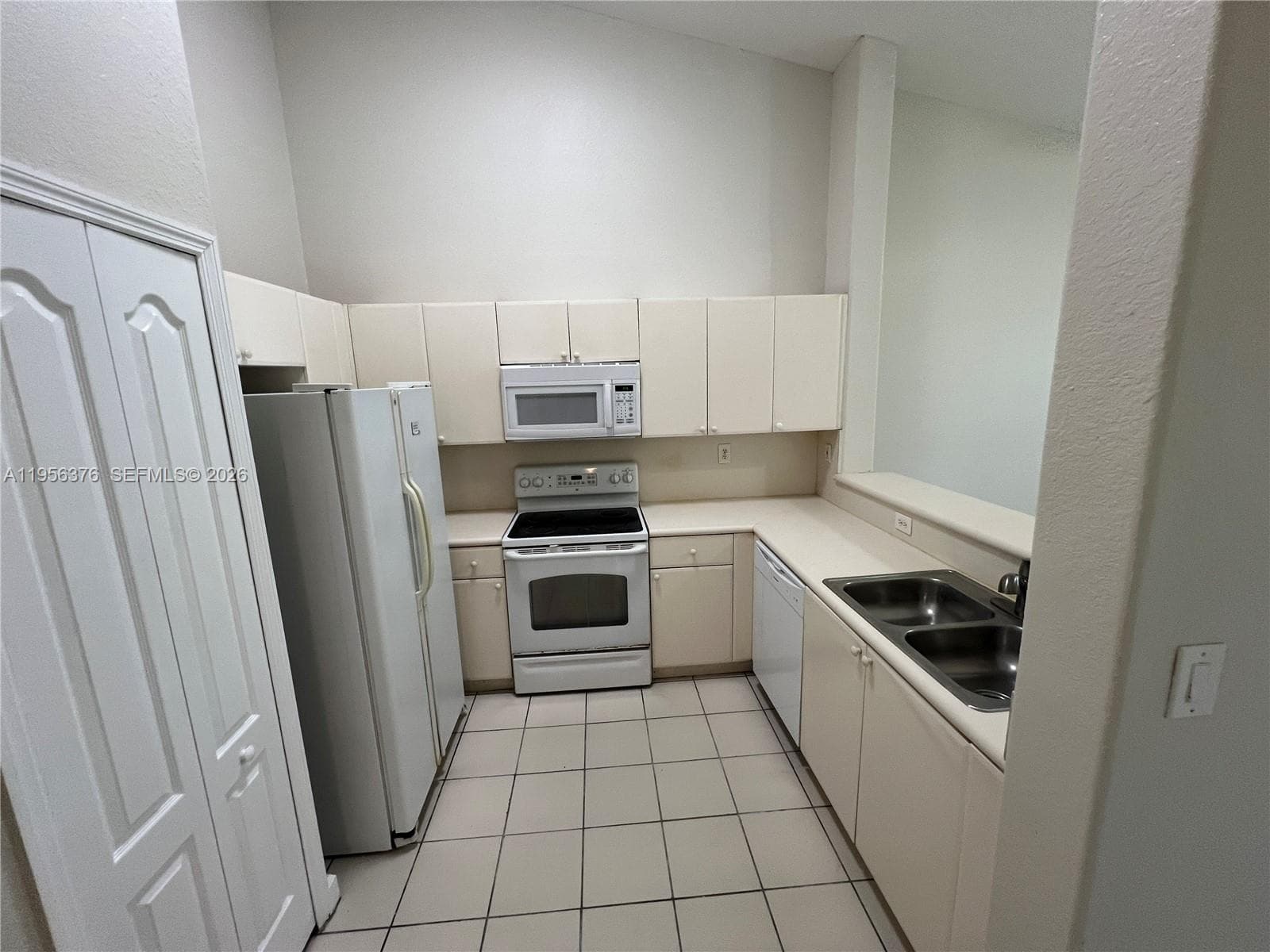 2903 SE 17th Ave # 201, Homestead FL 33035 — 8