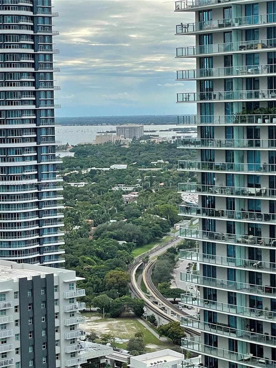1010 Brickell Ave # 3708, Miami FL 33131 — 27
