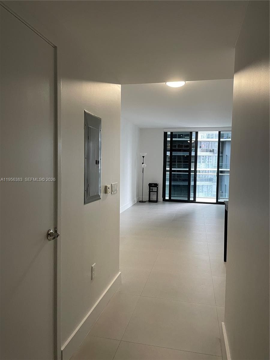 1010 Brickell Ave # 3708, Miami FL 33131 — 7
