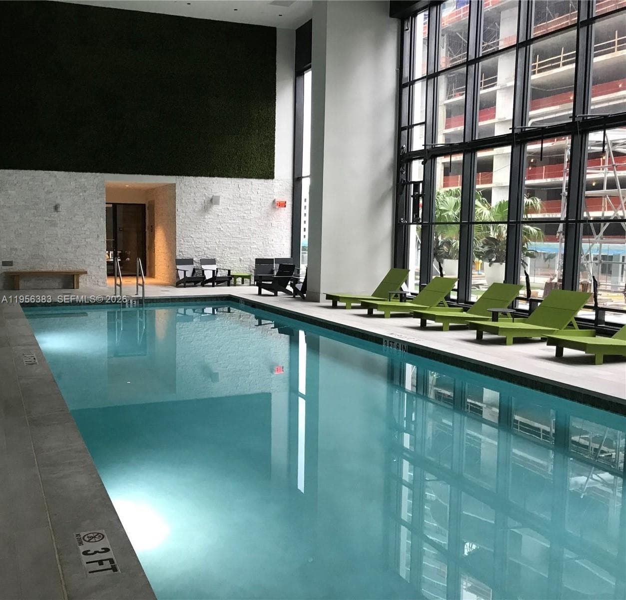 1010 Brickell Ave # 3708, Miami FL 33131 — 33