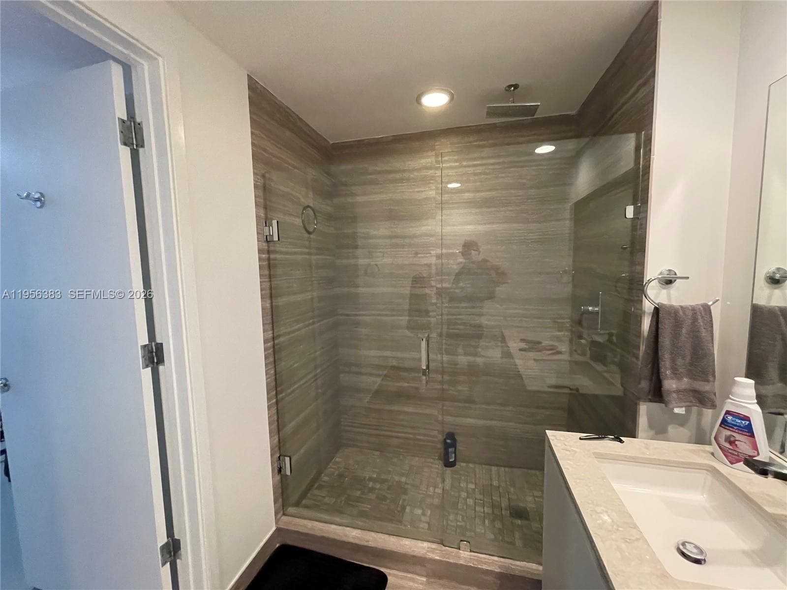 1010 Brickell Ave # 3708, Miami FL 33131 — 15