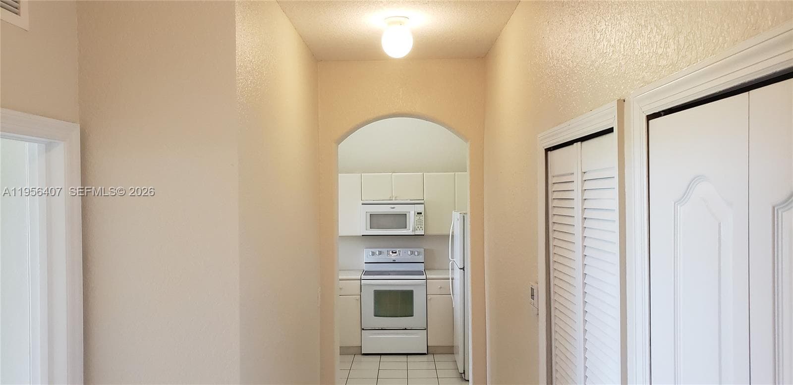 2811 SE 17th Ave # 202, Homestead FL 33035 — 24