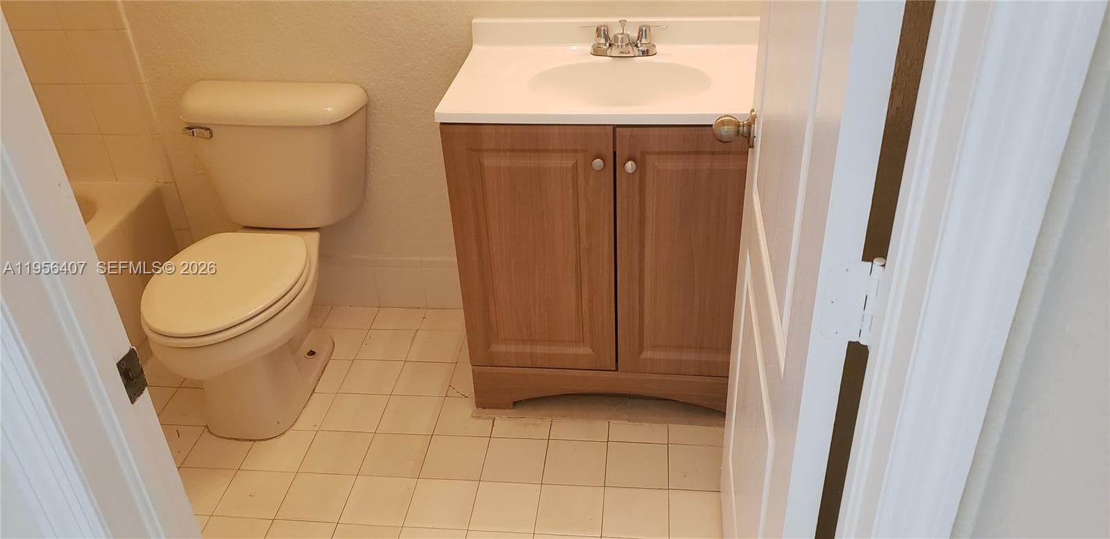 2811 SE 17th Ave # 202, Homestead FL 33035 — 35
