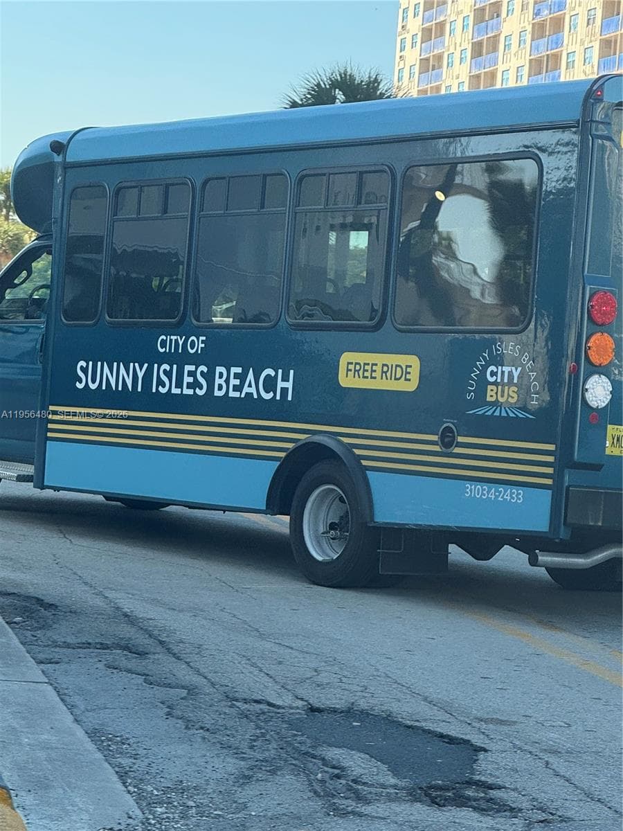 300 Bayview Dr # 501, Sunny Isles Beach FL 33160 — 10
