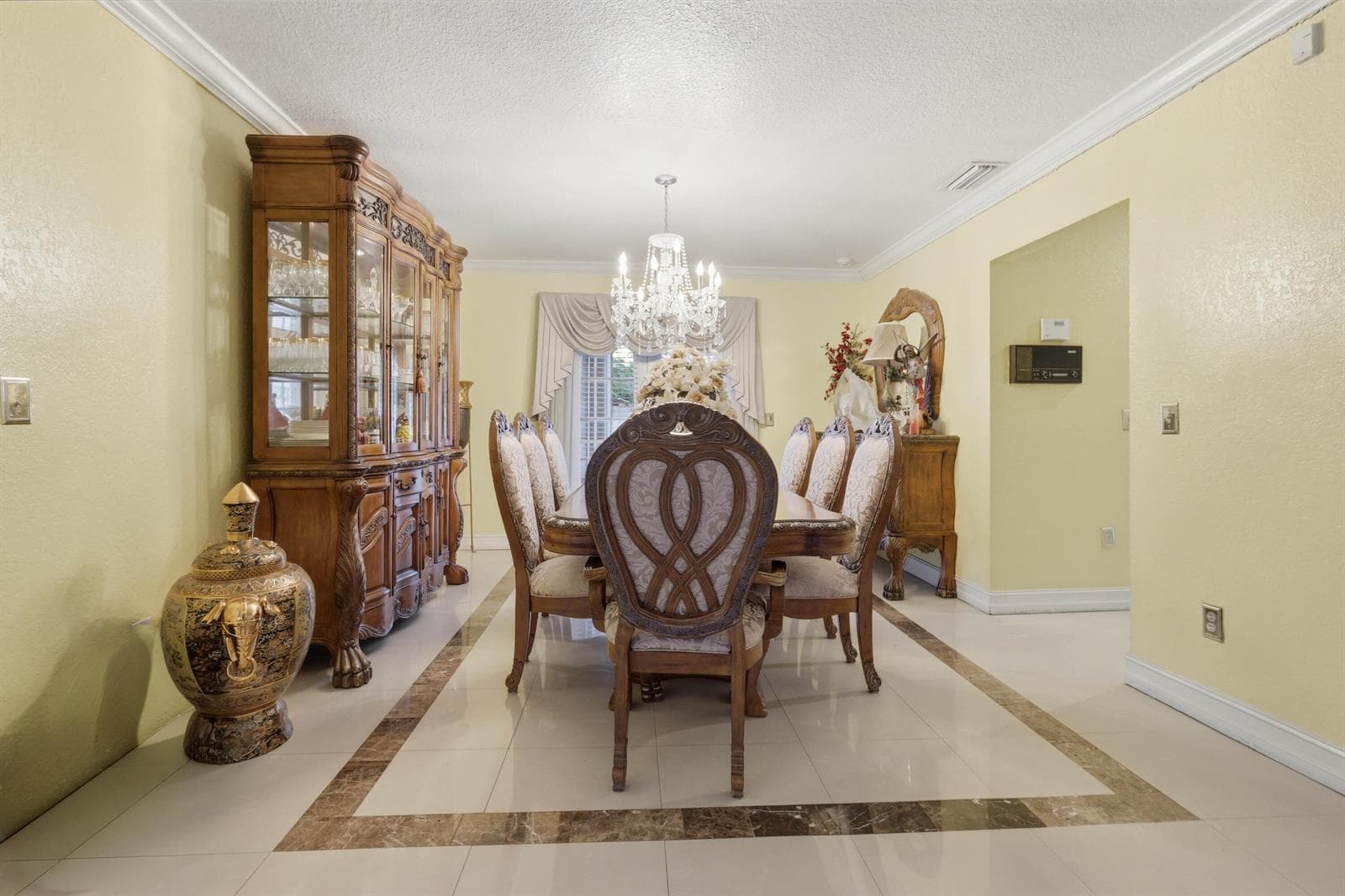 7445 N Augusta Drive, Hialeah FL 33015 — 18