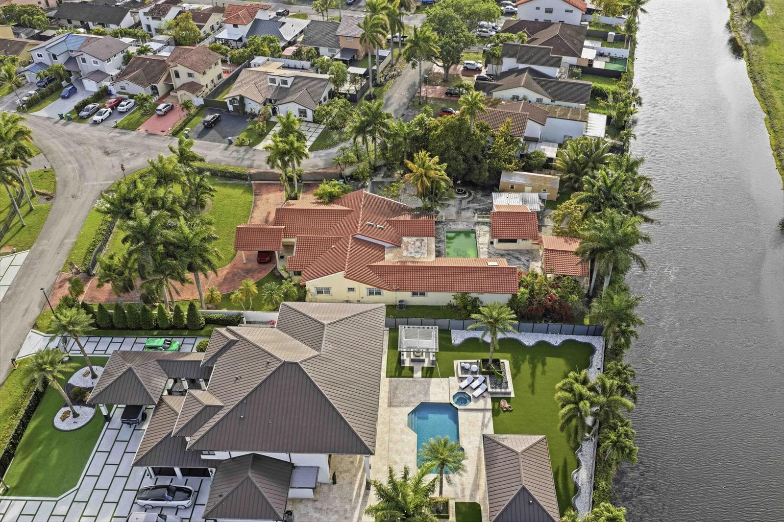 7445 N Augusta Drive, Hialeah FL 33015 — 44