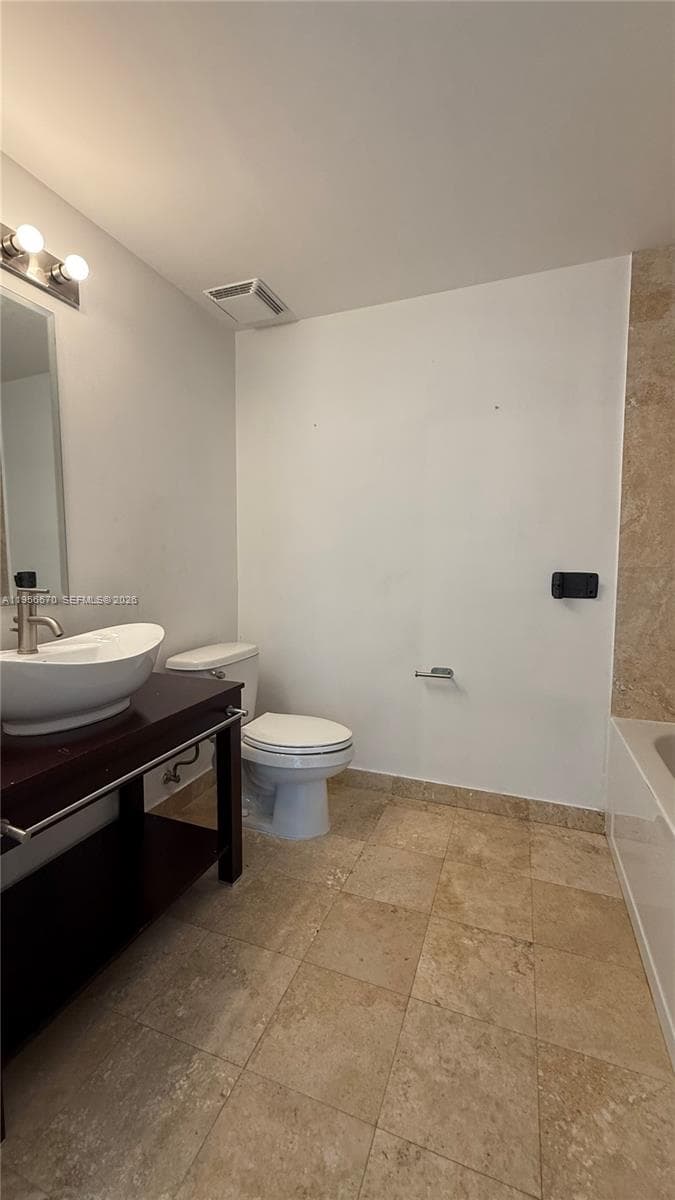 350 S Miami Ave # 302, Miami FL 33130 — 20