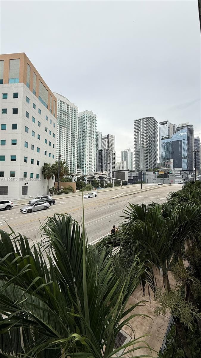 350 S Miami Ave # 302, Miami FL 33130 — 4
