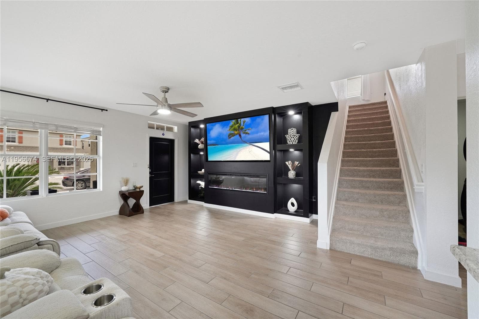 572 NE 6th Pl, Homestead FL 33034 — 23