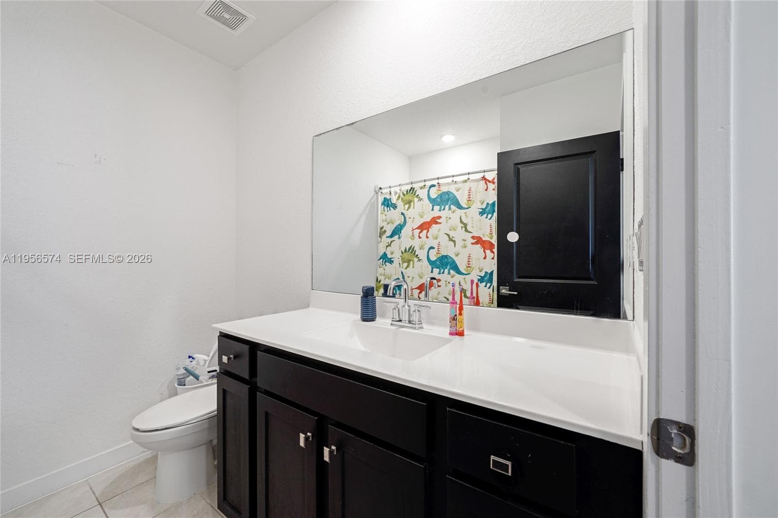 572 NE 6th Pl, Homestead FL 33034 — 13