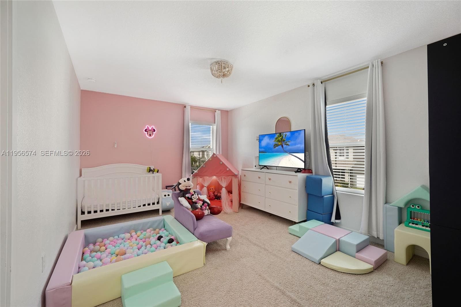 572 NE 6th Pl, Homestead FL 33034 — 12