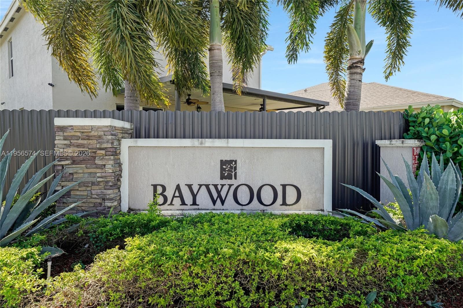 572 NE 6th Pl, Homestead FL 33034 — 34