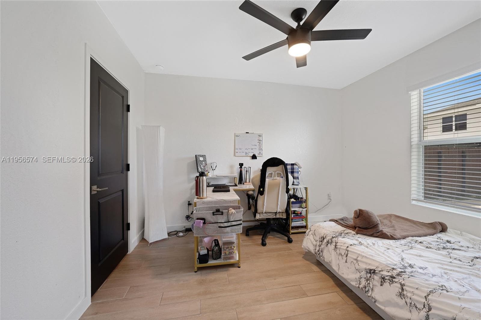 572 NE 6th Pl, Homestead FL 33034 — 33