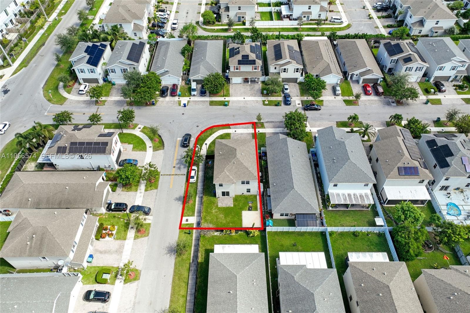 572 NE 6th Pl, Homestead FL 33034 — 51