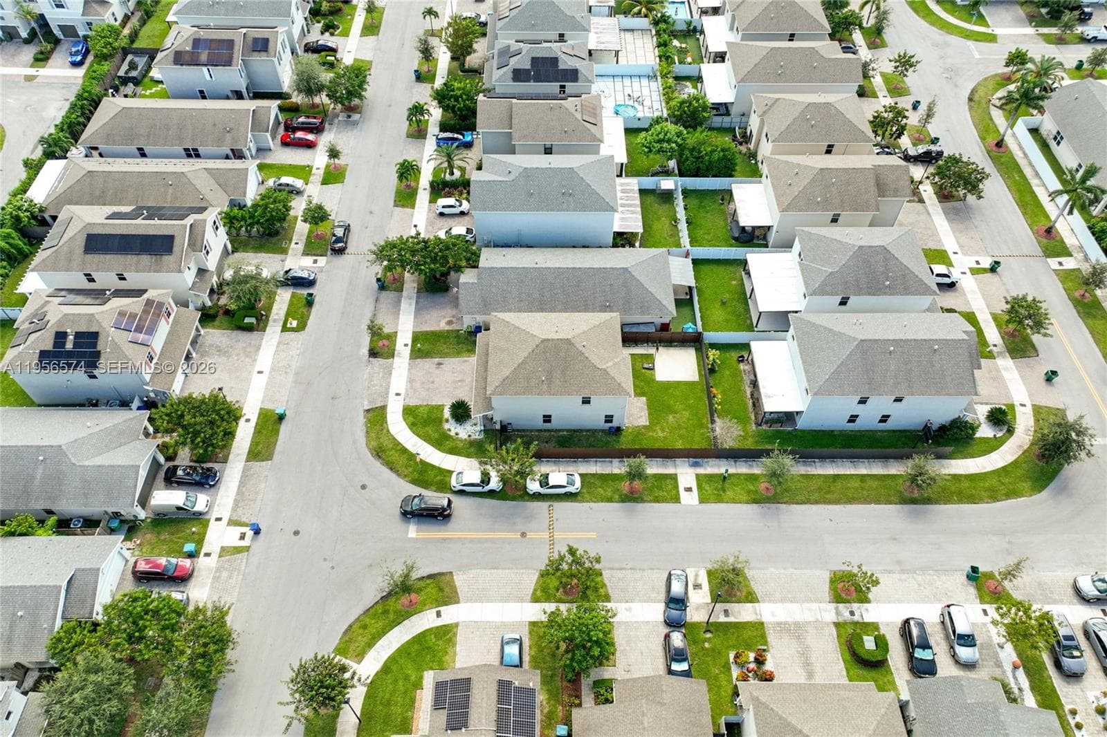 572 NE 6th Pl, Homestead FL 33034 — 48