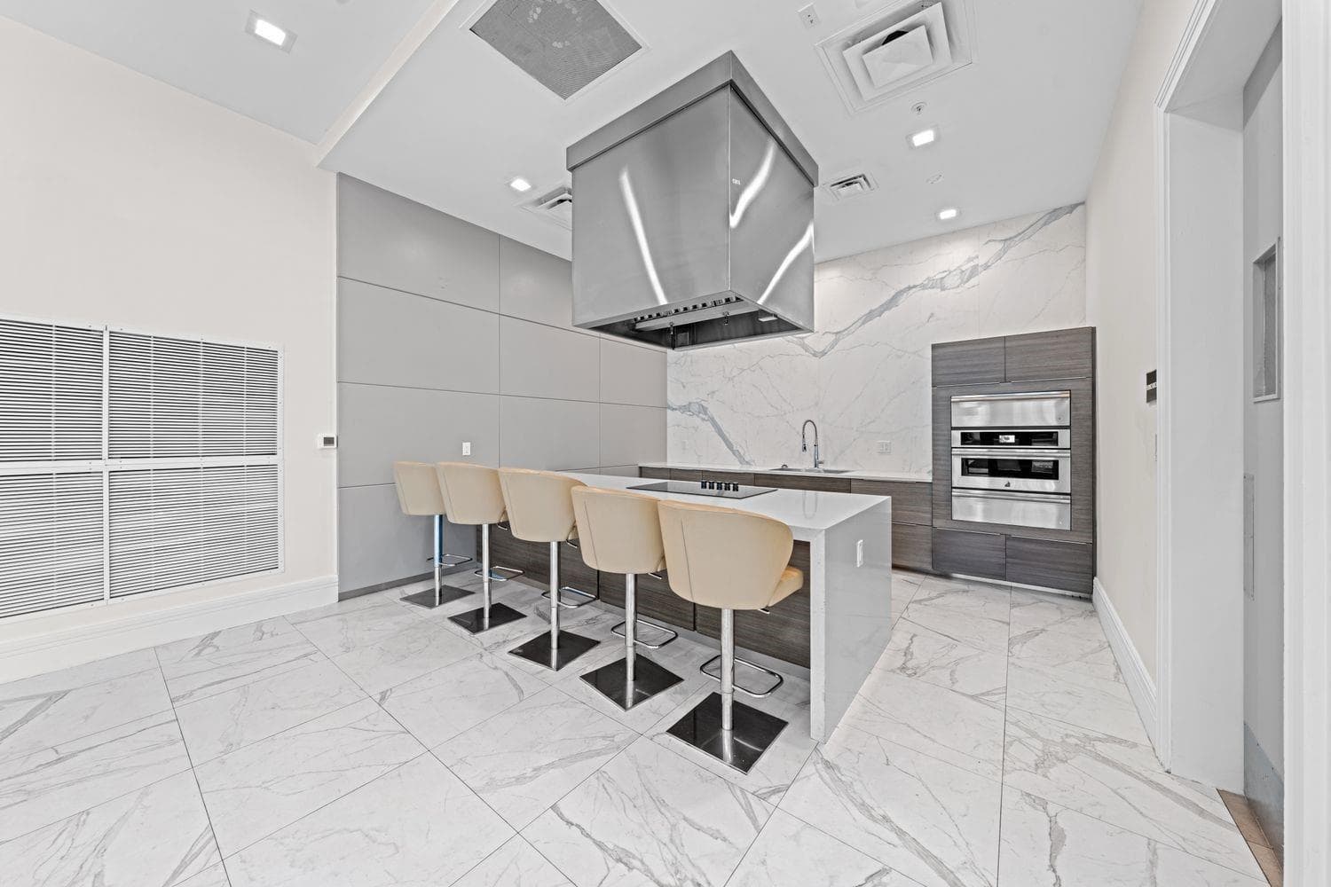 8225 Central Park Boulevard, Doral FL 33166 — 65