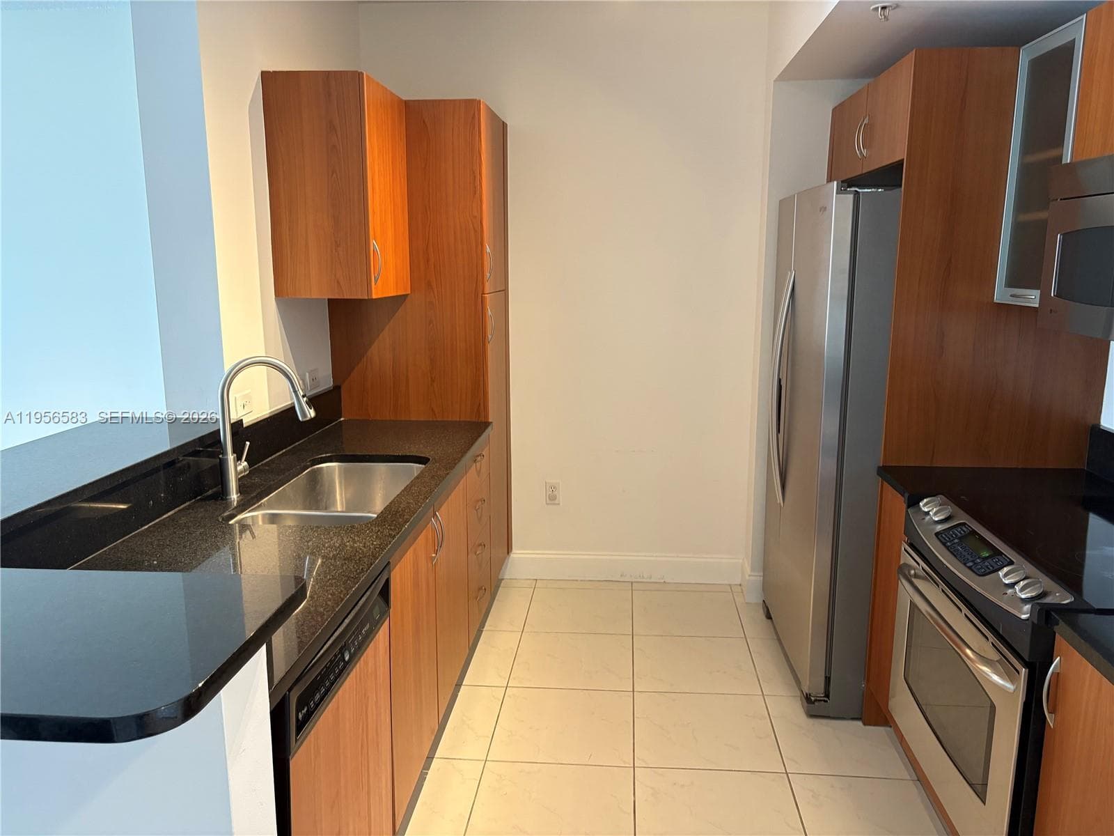 18800 NE 29th Ave # 807, Aventura FL 33180 — 4