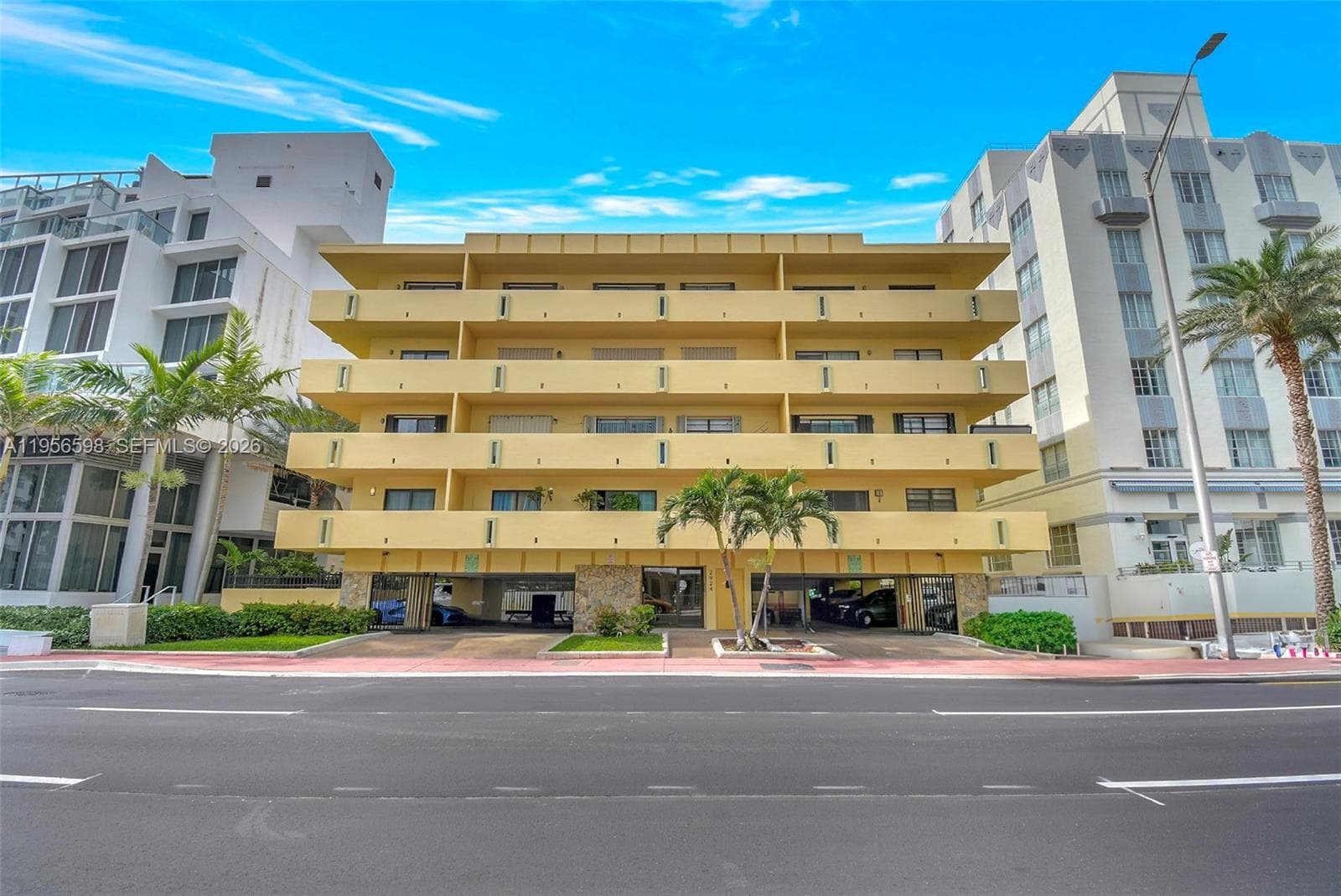 2924 Collins Avenue # 501, Miami Beach FL 33140 — 2