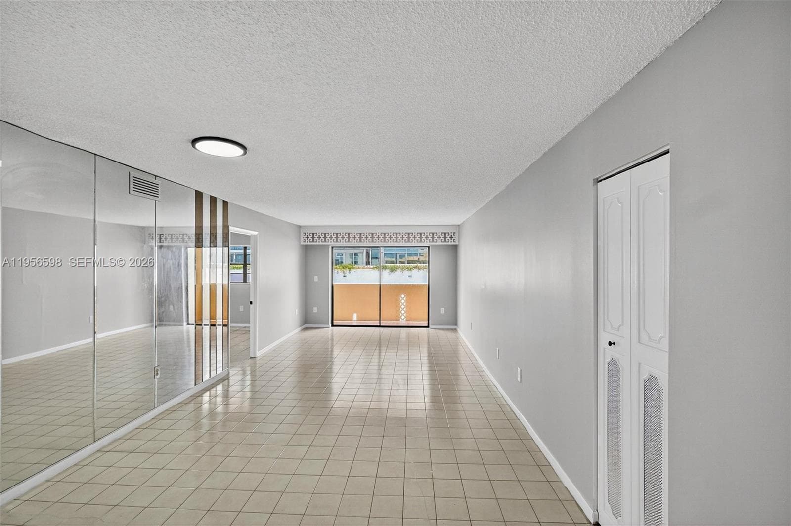 2924 Collins Avenue # 501, Miami Beach FL 33140 — 3