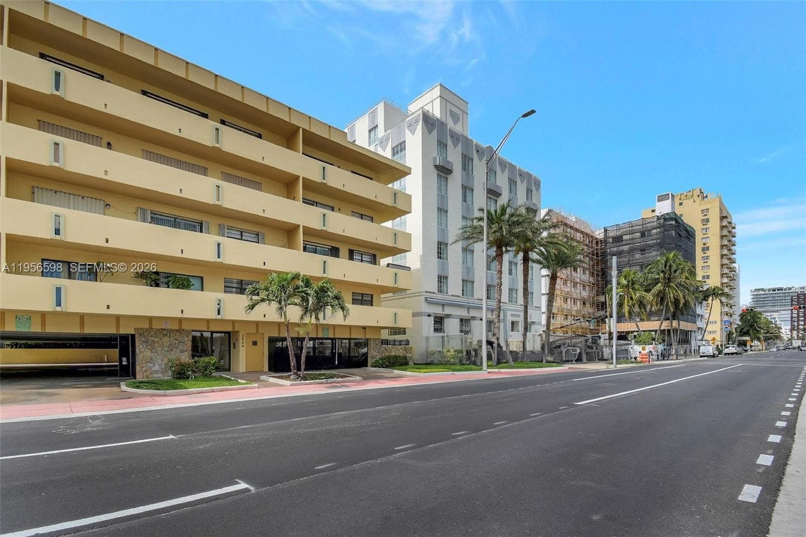 2924 Collins Avenue # 501, Miami Beach FL 33140 — 36