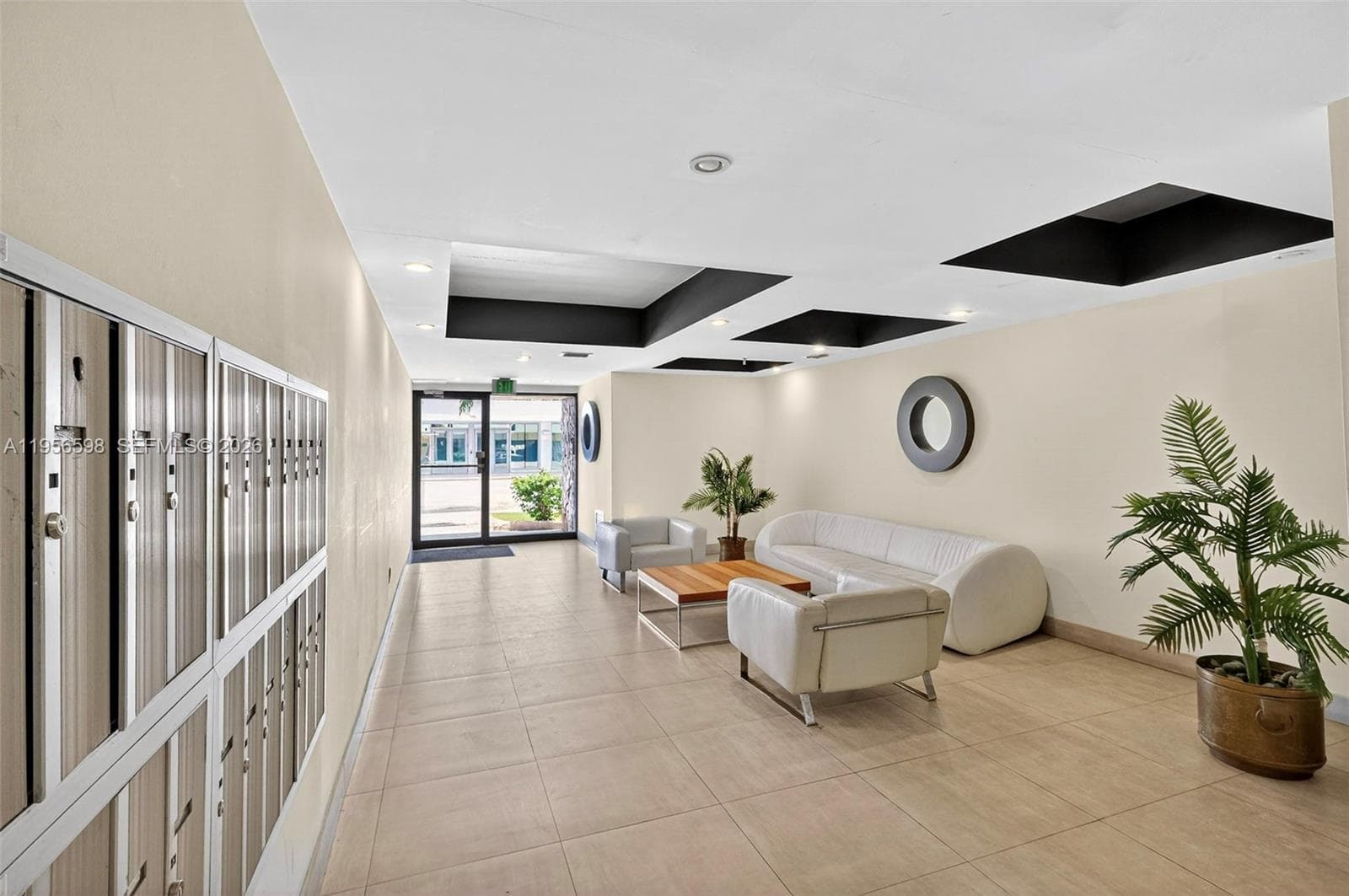 2924 Collins Avenue # 501, Miami Beach FL 33140 — 30