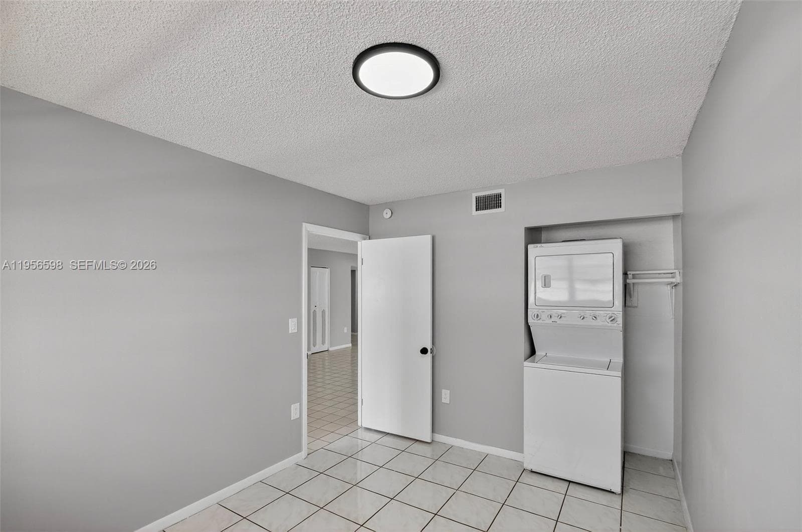2924 Collins Avenue # 501, Miami Beach FL 33140 — 21