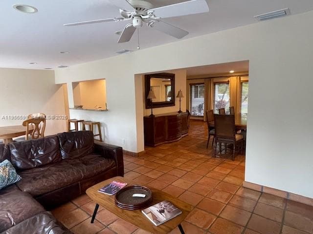 1110 Redbird Ave, Miami Springs FL 33166 — 15