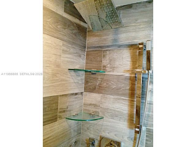 100 Lincoln Rd # 1112, Miami Beach FL 33139 — 13