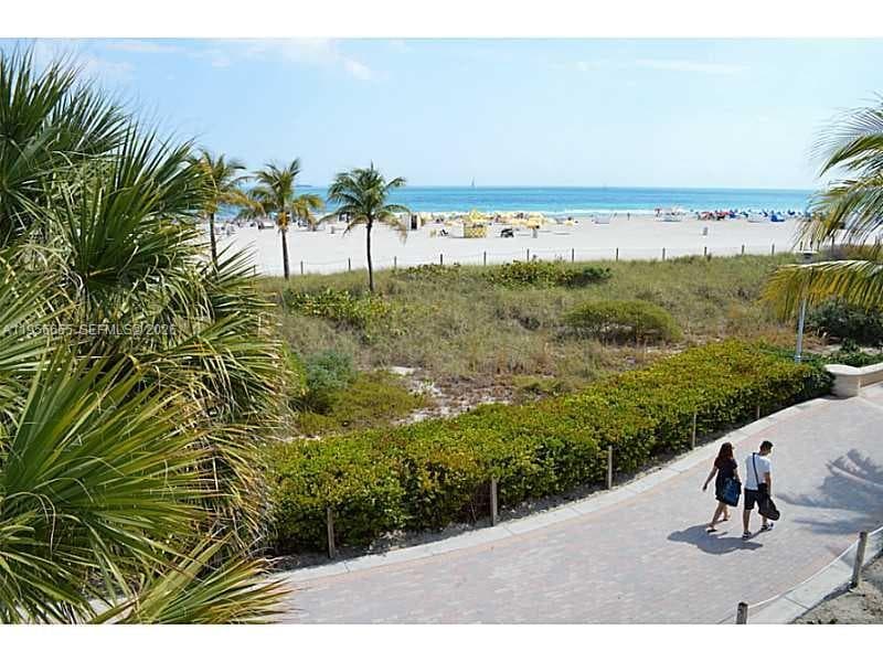 100 Lincoln Rd # 1112, Miami Beach FL 33139 — 43