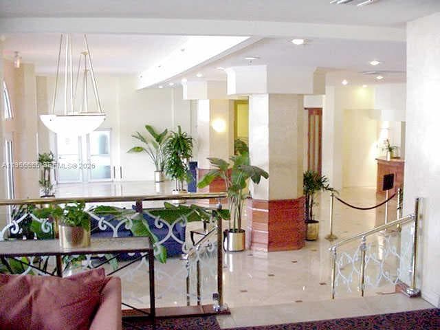100 Lincoln Rd # 1112, Miami Beach FL 33139 — 26